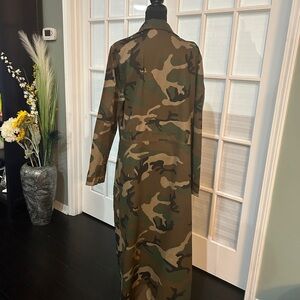 Ladies camouflage duster